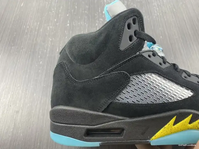 Aqua Jordan DD0587-047 5 Air 0429